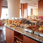 ホテル Strandhotel Vierjahreszeiten