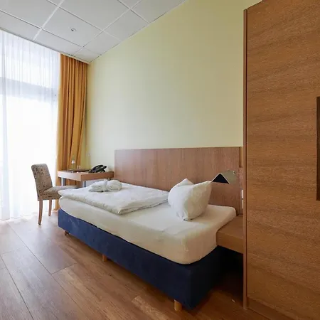 Strandhotel Vierjahreszeiten Hotel Borkum