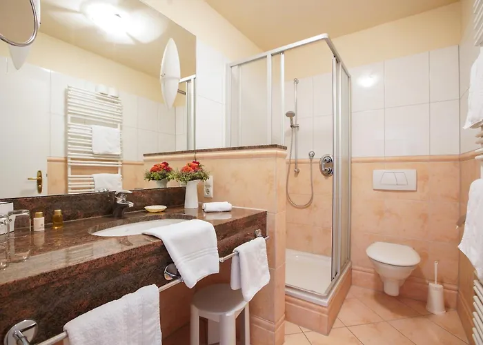 Strandhotel Vierjahreszeiten 4*